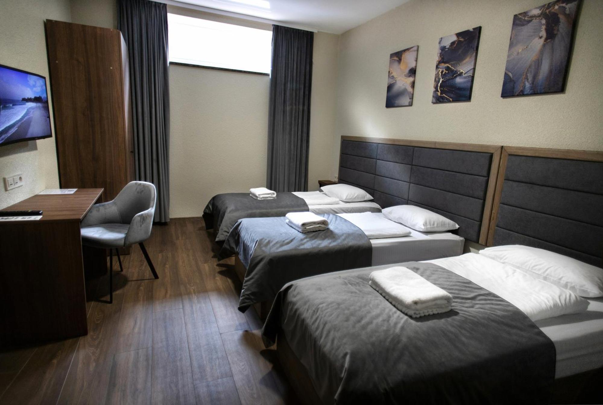 קייב Nesvit Hotel מראה חיצוני תמונה